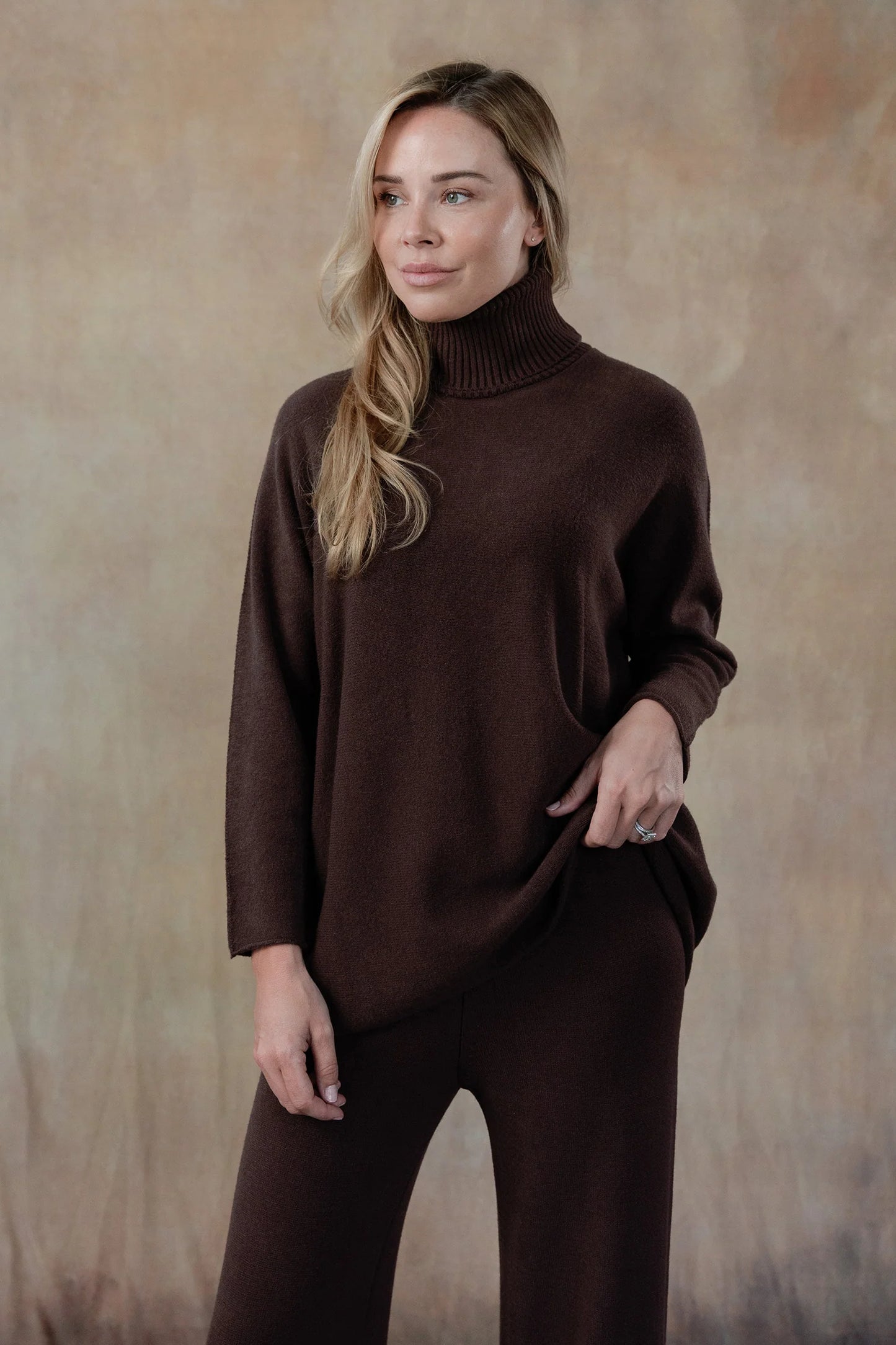 Clara Turtleneck sweater